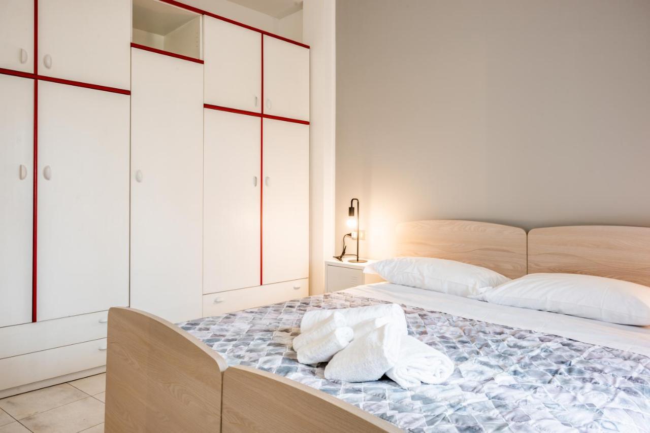 Apartament Luni Mare Modern Balcony Flat Marinella di Sarzana Zewnętrze zdjęcie